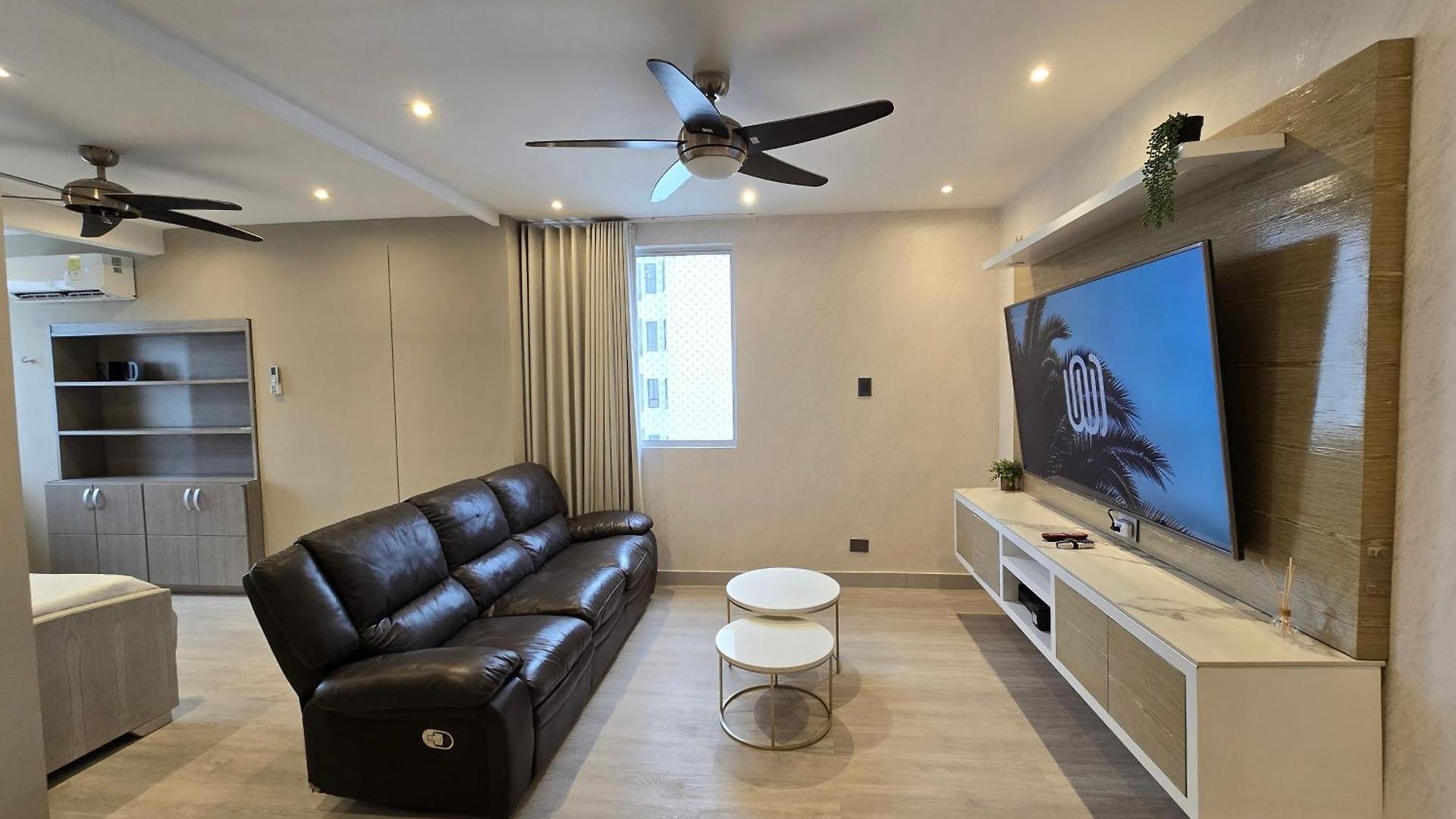 Apartamento Moderno Vista Al Mar Y Al Piso 10